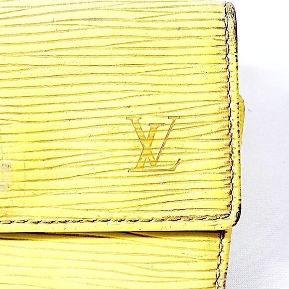 Louis Vuitton Epi Keys Case Wallet - Picture 2 of 8